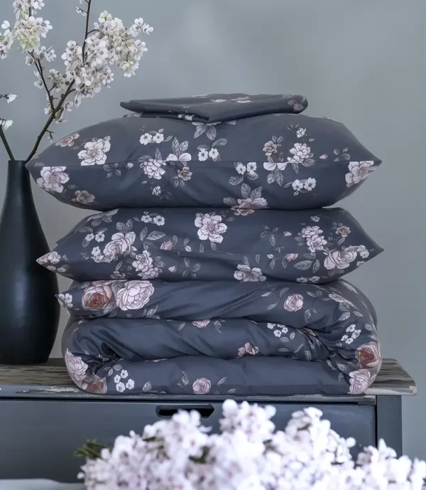 komplekt-postilnoi-bilyzny-artemida-7-yevro-poliester-navolochky-50kh70-sm-2-sht-ta-70kh70-sm-2-sht-sakura-synii-27757861640806